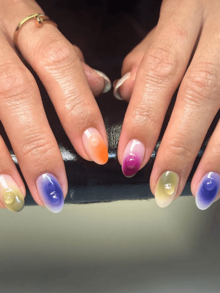 Y2K aura nails